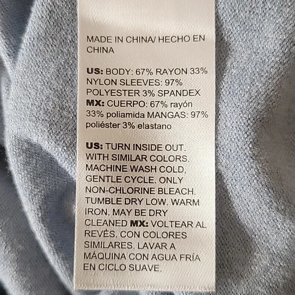 Chico's Blue Floral Vneck Sweater Satin Peasant Sleeves Size Large - Picture 6 of 6